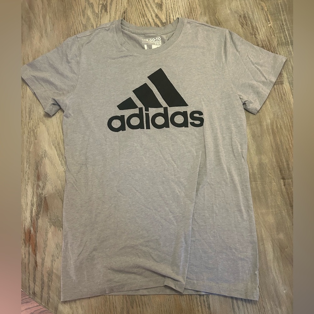 Adidas grey t shirt